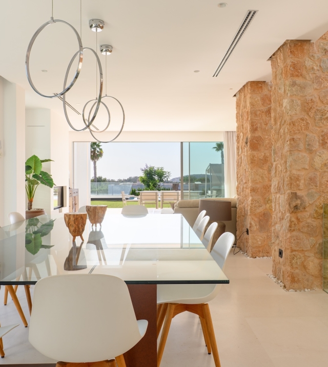 Resa Estates te koop sale Cala Comte interior 4 living.jpg